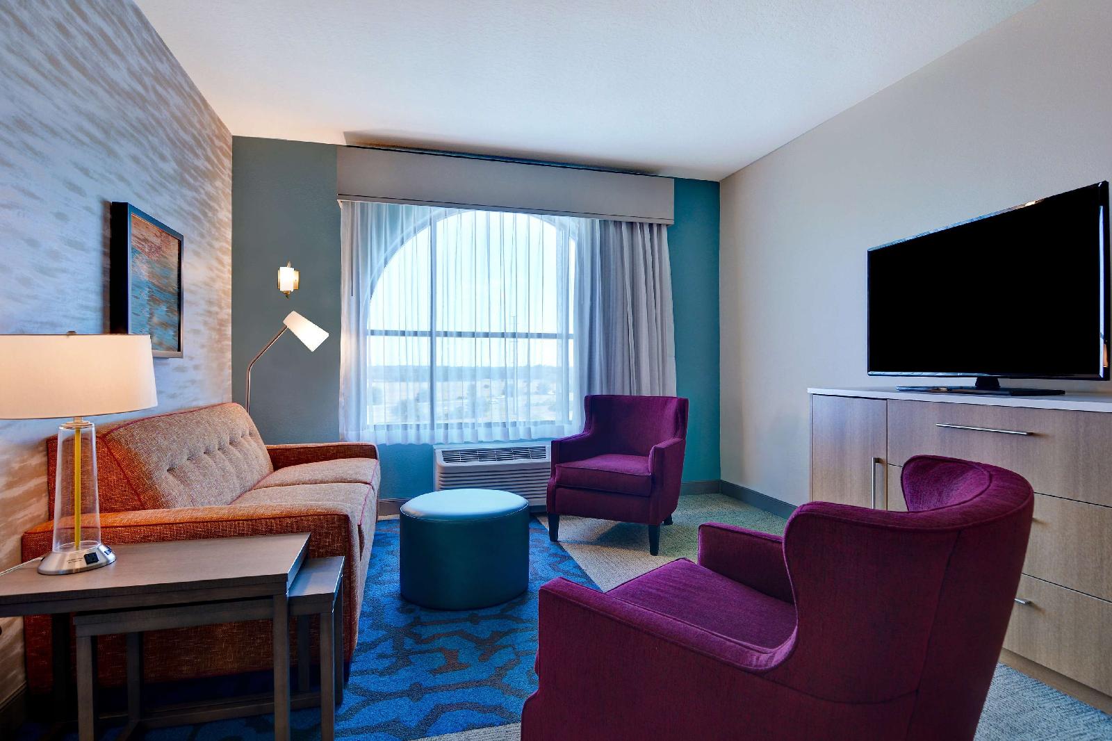 Home2 Suites by Hilton Orlando Flamingo Crossings