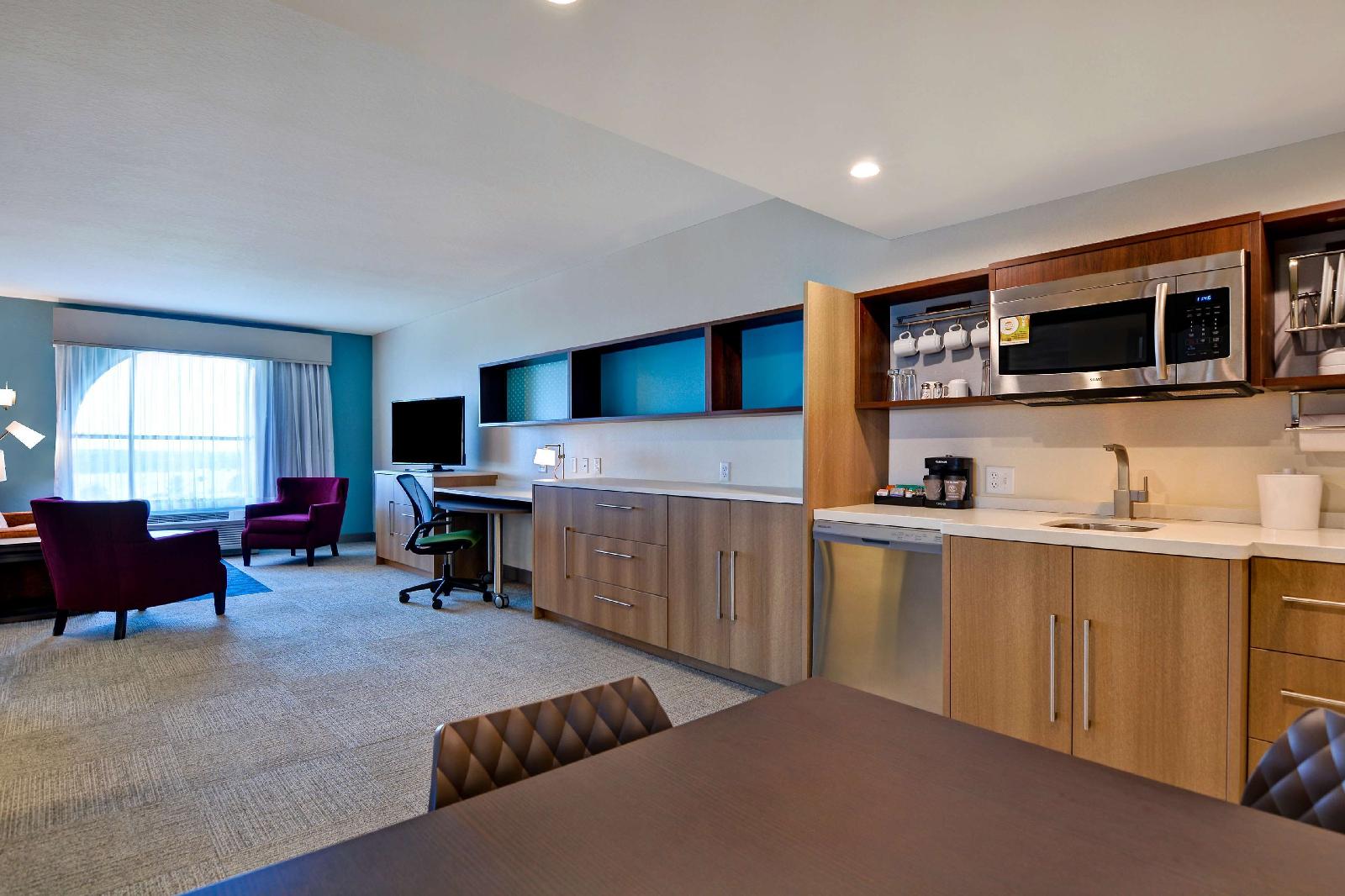 Home2 Suites by Hilton Orlando Flamingo Crossings