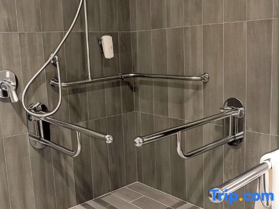 ibis Jeddah City Center