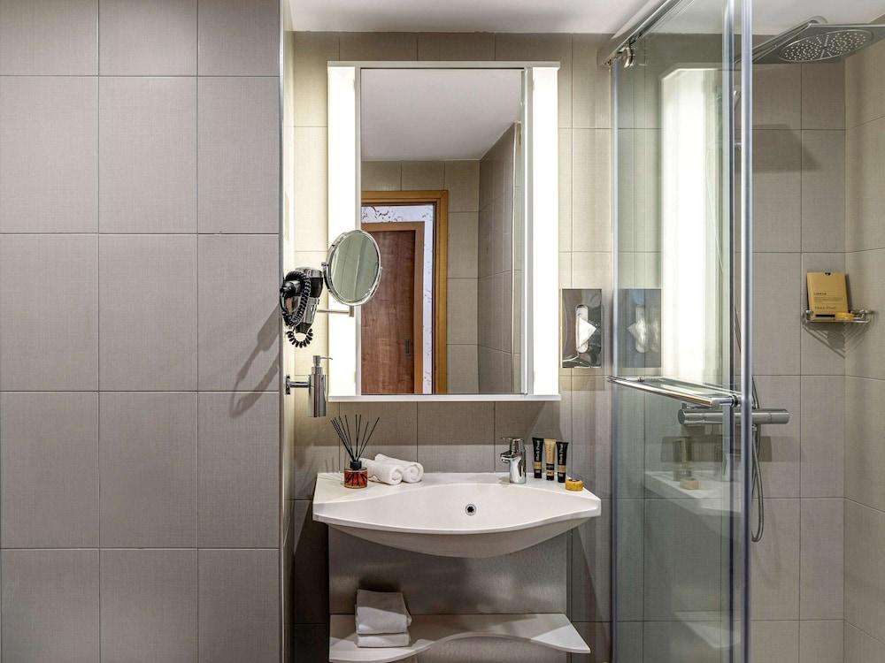 Adagio Jeddah City Center