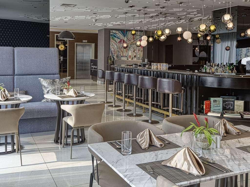 Novotel Suites Manila At Acqua