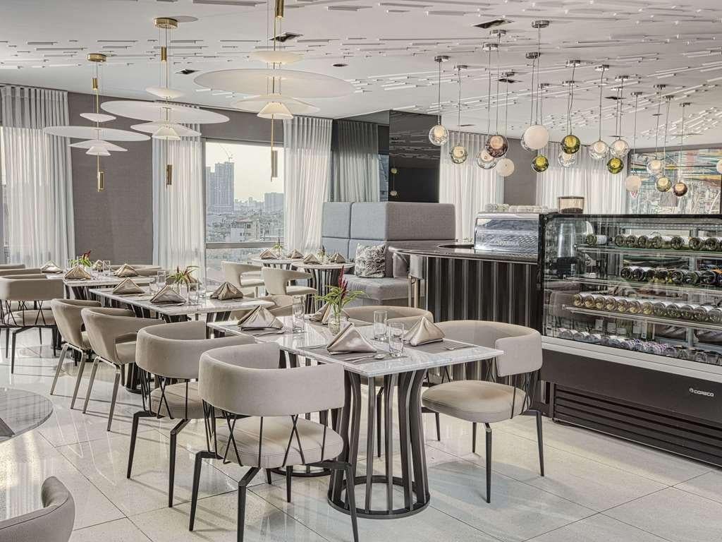 Novotel Suites Manila At Acqua