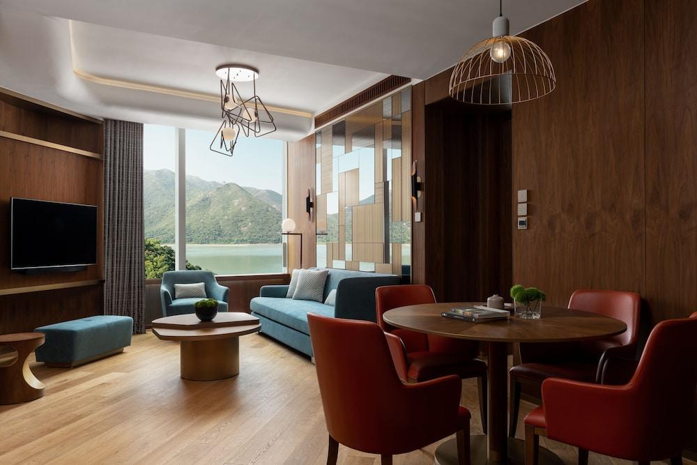 The Silveri Hong Kong - Mgallery