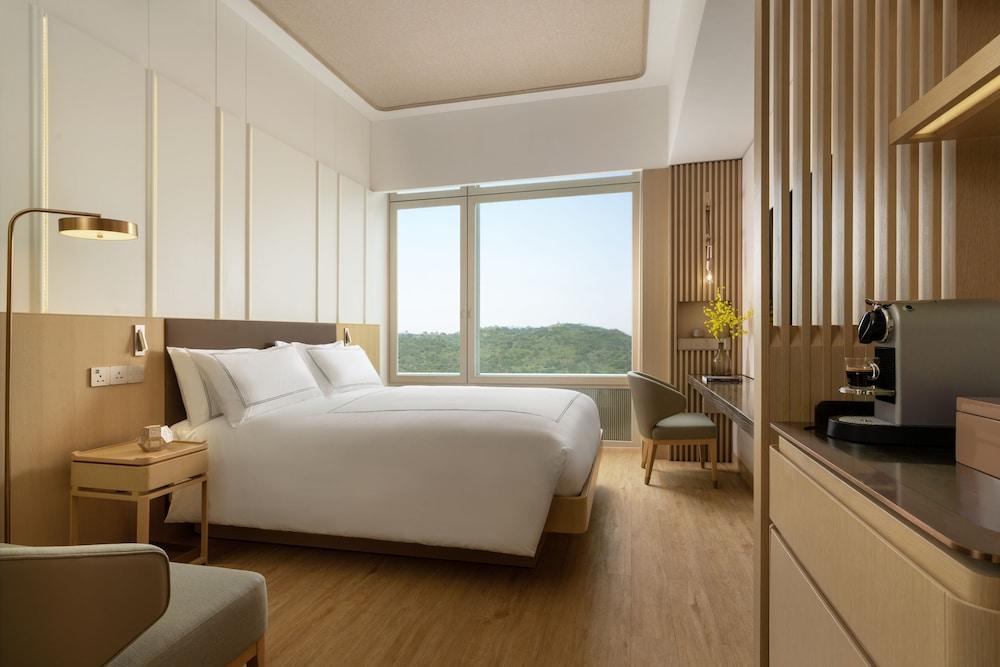 The Silveri Hong Kong - Mgallery