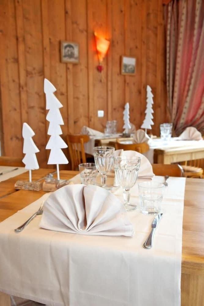 Hotel Les Arobiers