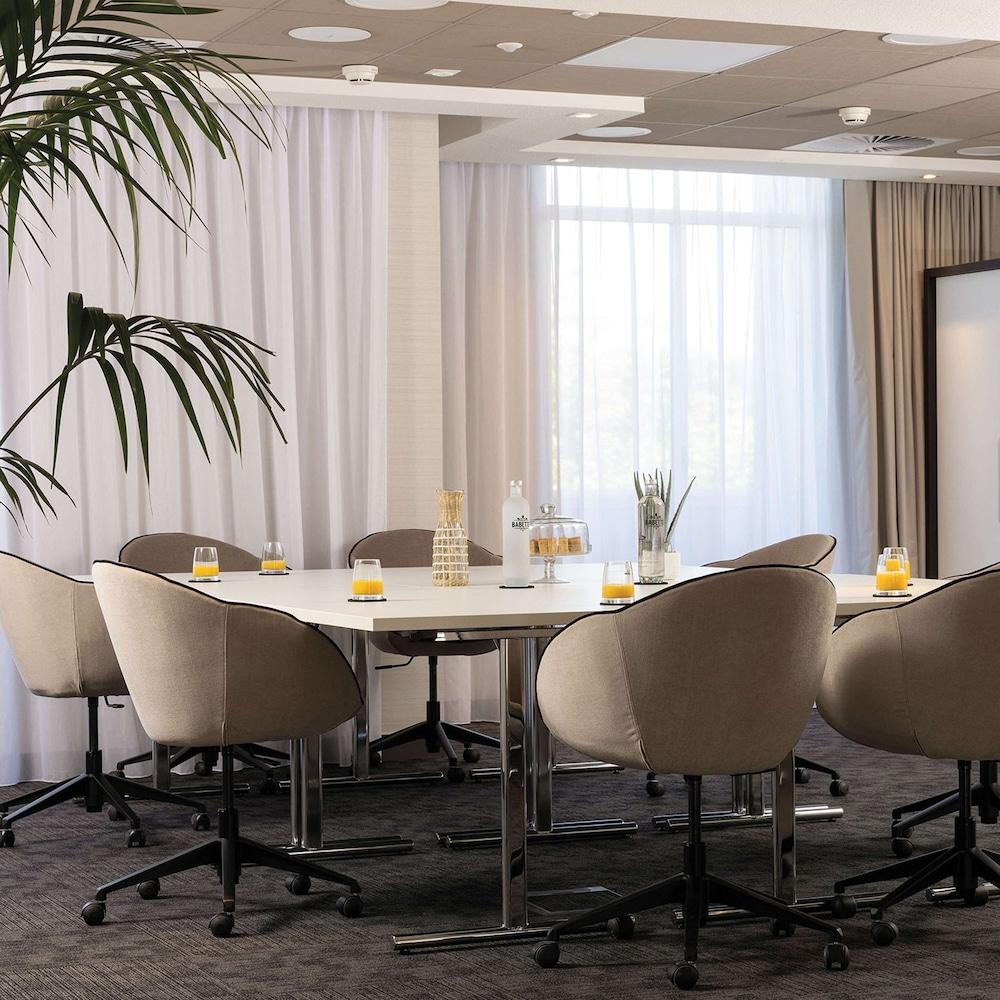 Hilton Garden Inn Tours Centre