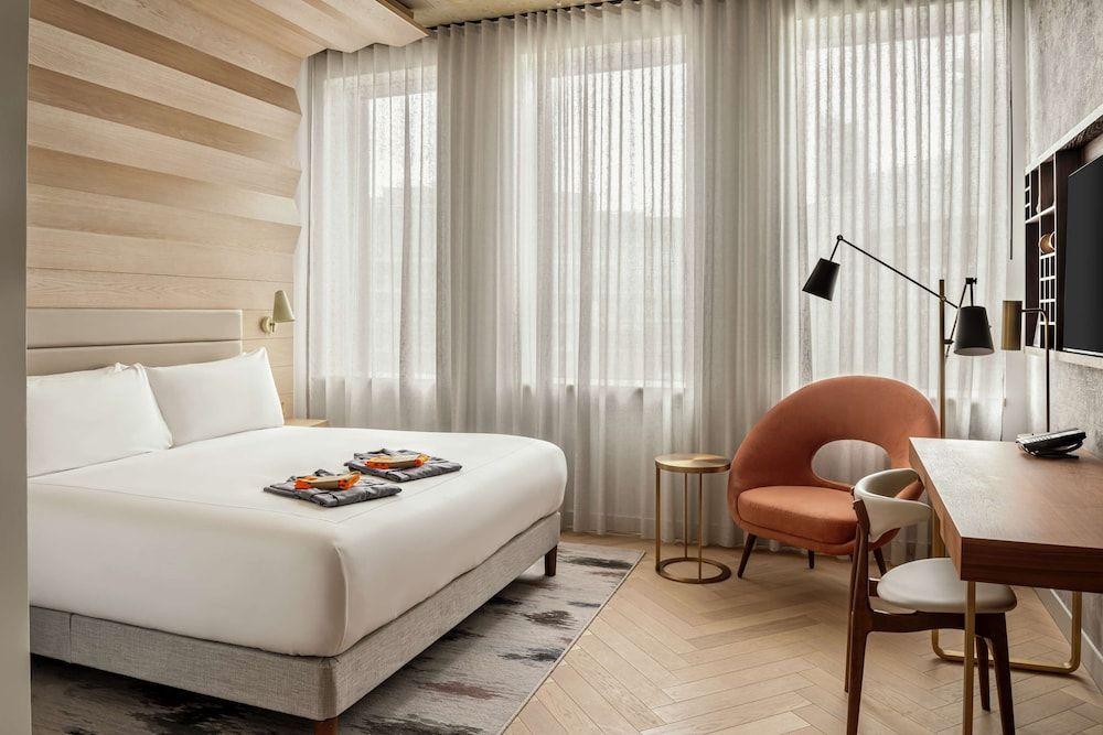 Canopy by Hilton London City