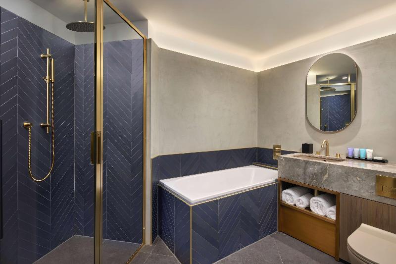 Canopy by Hilton London City
