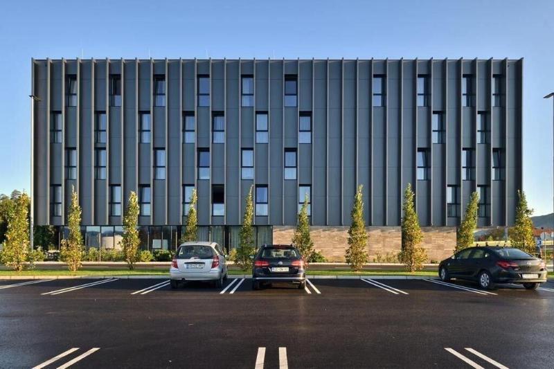 Hotel A