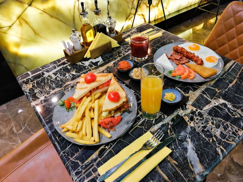 Hotel Nobel