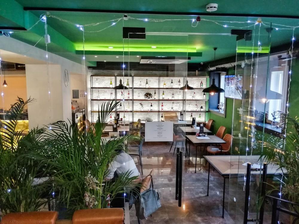 Hotel Nobel