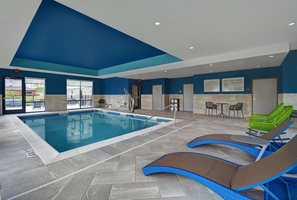 Hampton Inn Cave City