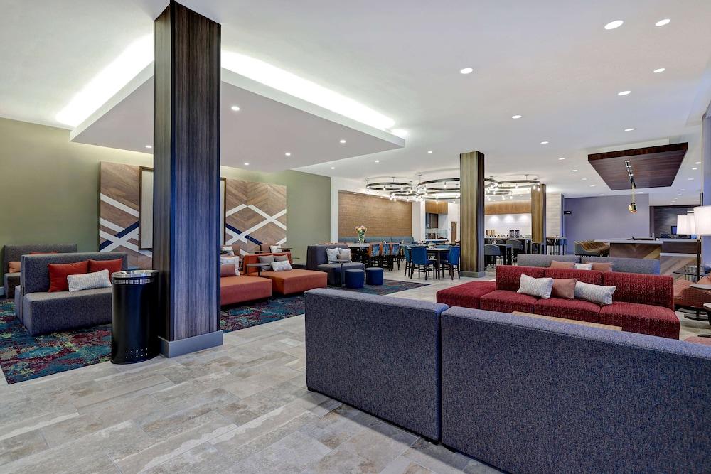 Hilton Garden Inn Cedar Rapids
