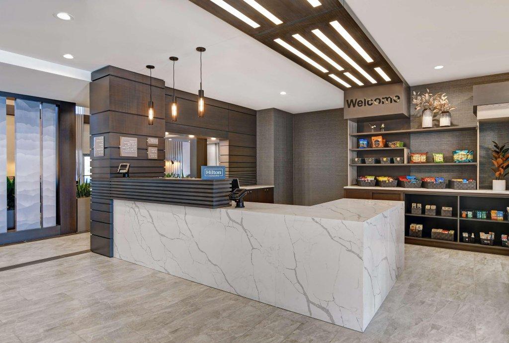 Homewood Suites by Hilton Edison Woodbridge