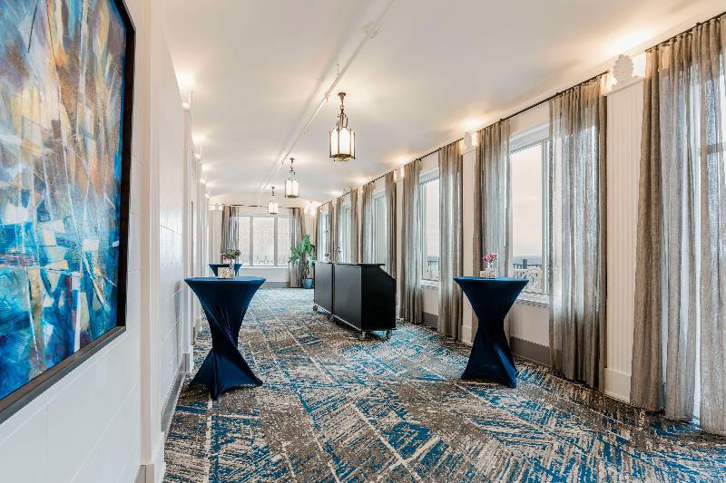 Hotel Elkhart, Tapestry Collection By Hilton
