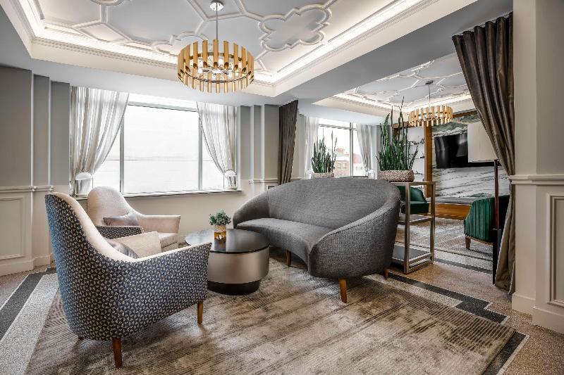 Hotel Elkhart, Tapestry Collection By Hilton
