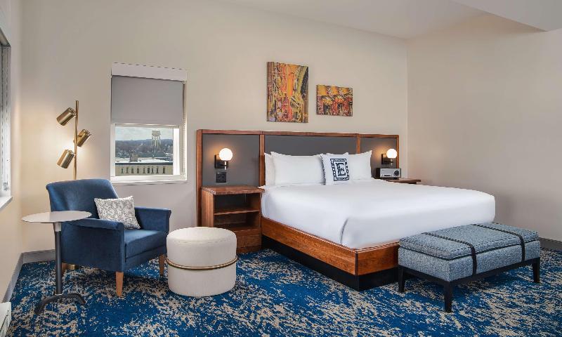 Hotel Elkhart, Tapestry Collection By Hilton