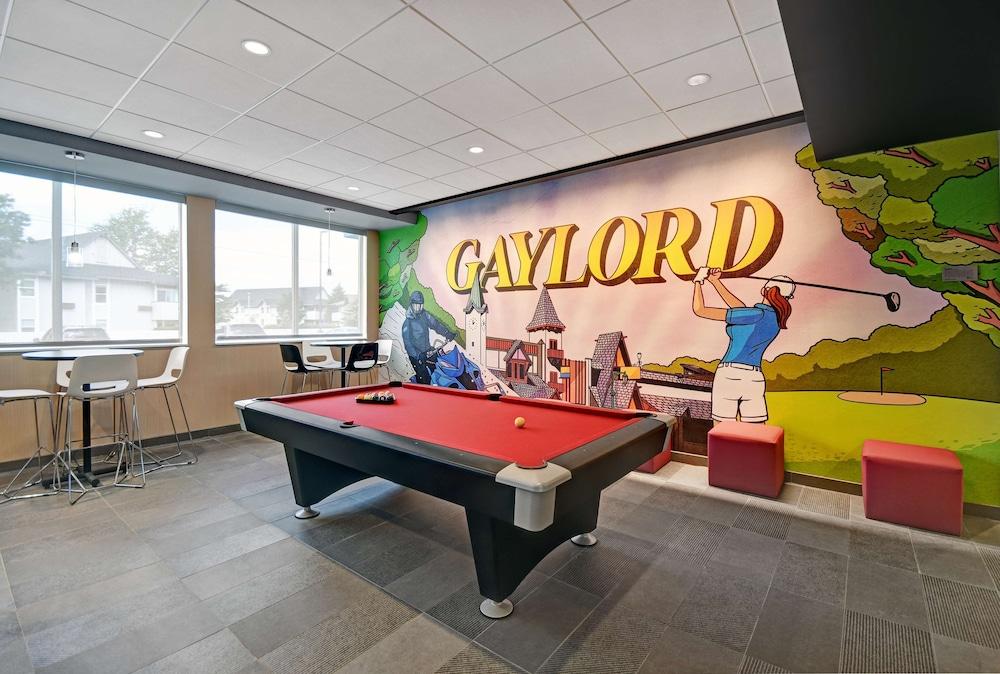 Tru by Hilton Gaylord