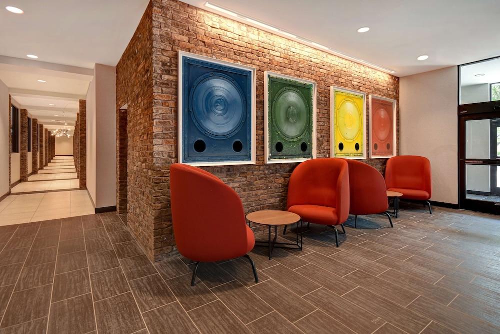 Home2 Suites By Hilton Kalamazoo Downtown