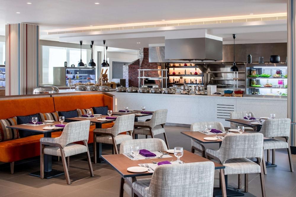 DoubleTree by Hilton Riyadh Financial District Hotel & Suites