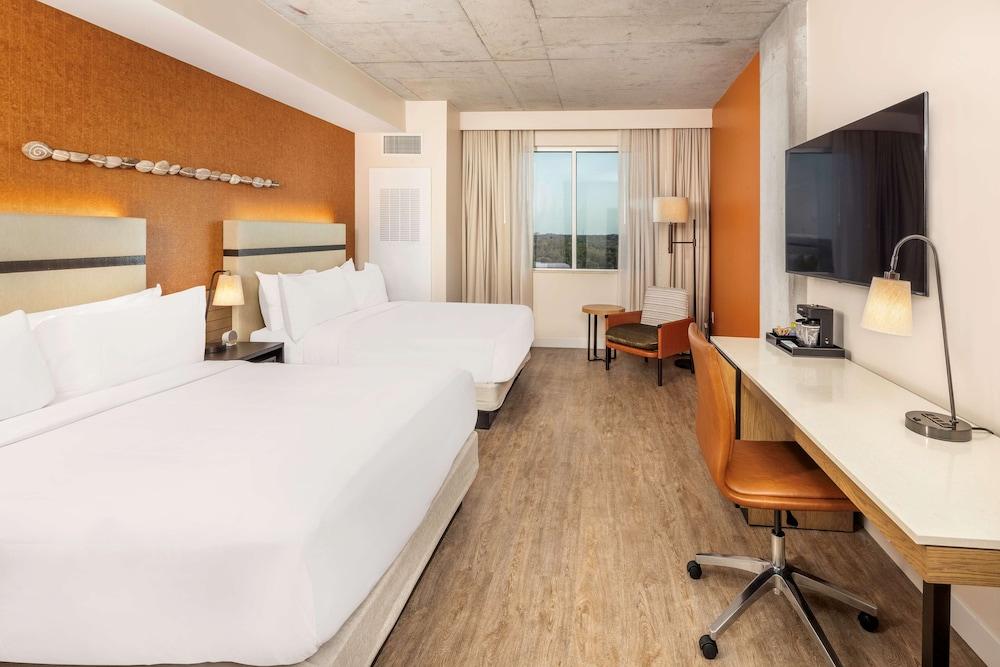 Hotel Melby Downtown Melbourne, Tapestry Collection by Hilton