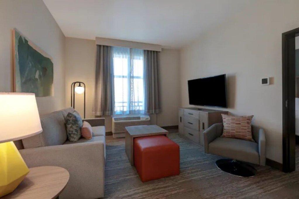 Homewood Suites by Hilton Santa Clarita