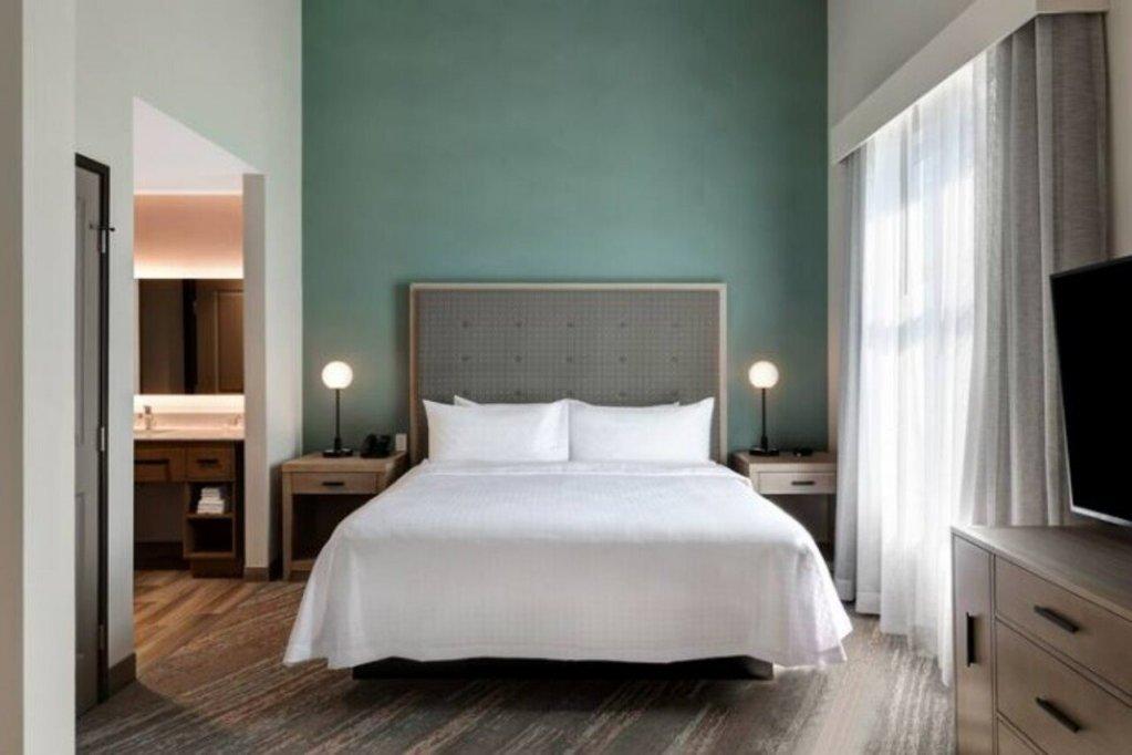 Homewood Suites by Hilton Santa Clarita