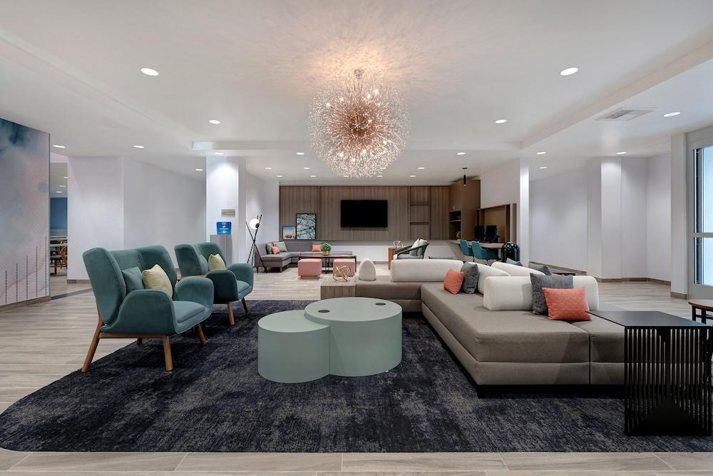 Homewood Suites by Hilton Santa Clarita