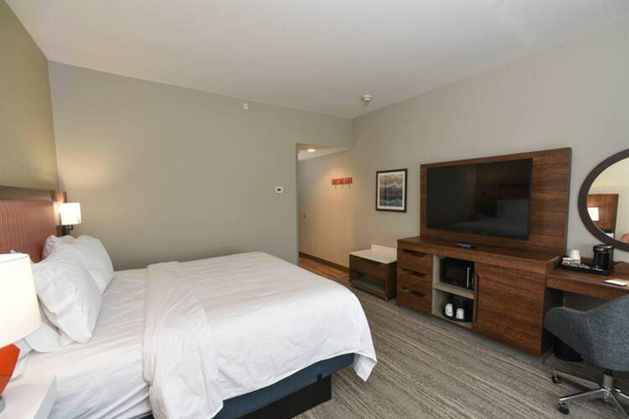 Hampton Inn by Hilton Richwood Cincinnati South