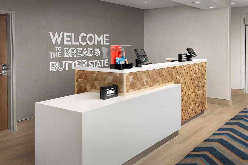 Hampton Inn Warroad