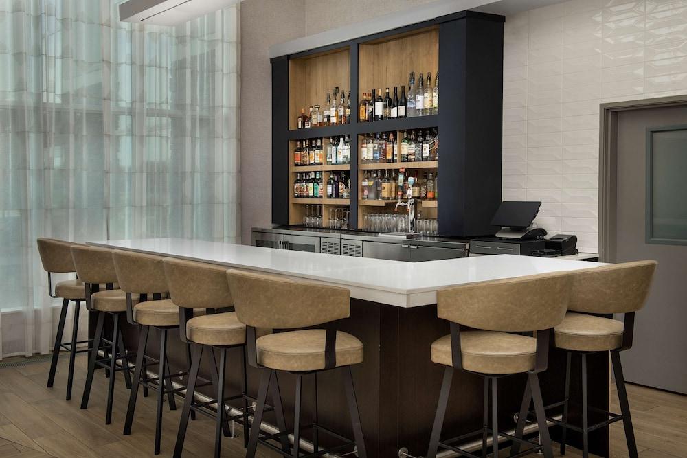 Hampton Inn Warroad