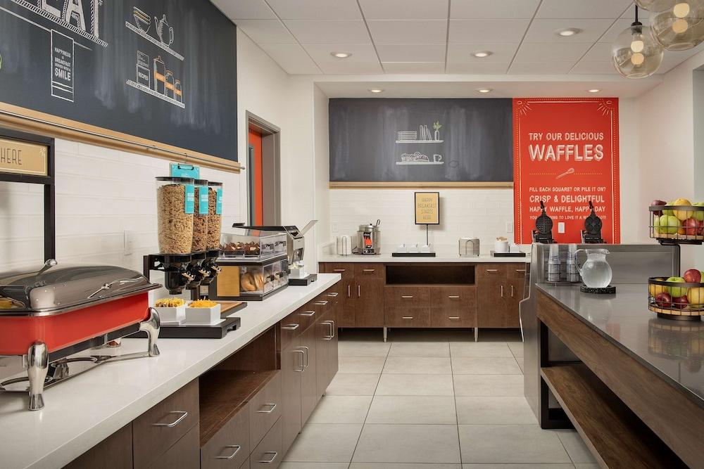 Hampton Inn Warroad