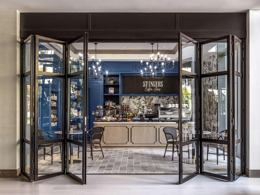 The Ray Hotel Delray Beach, Curio Collection by Hilton