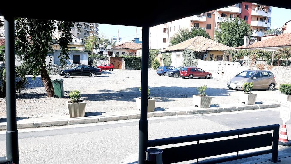 Petit Hotel Elita