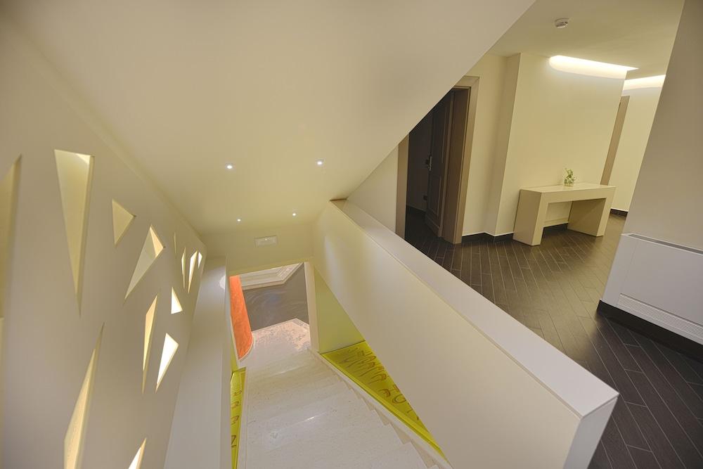 Petit Hotel Elita