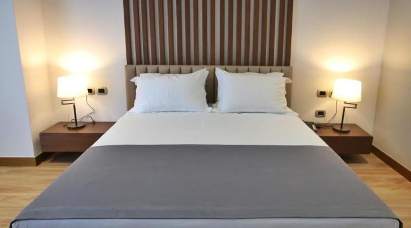 Portik Hotel
