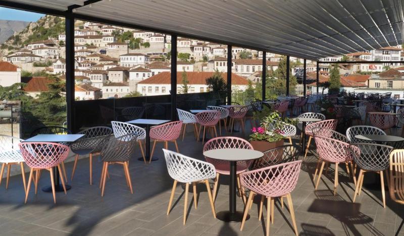 Portik Hotel