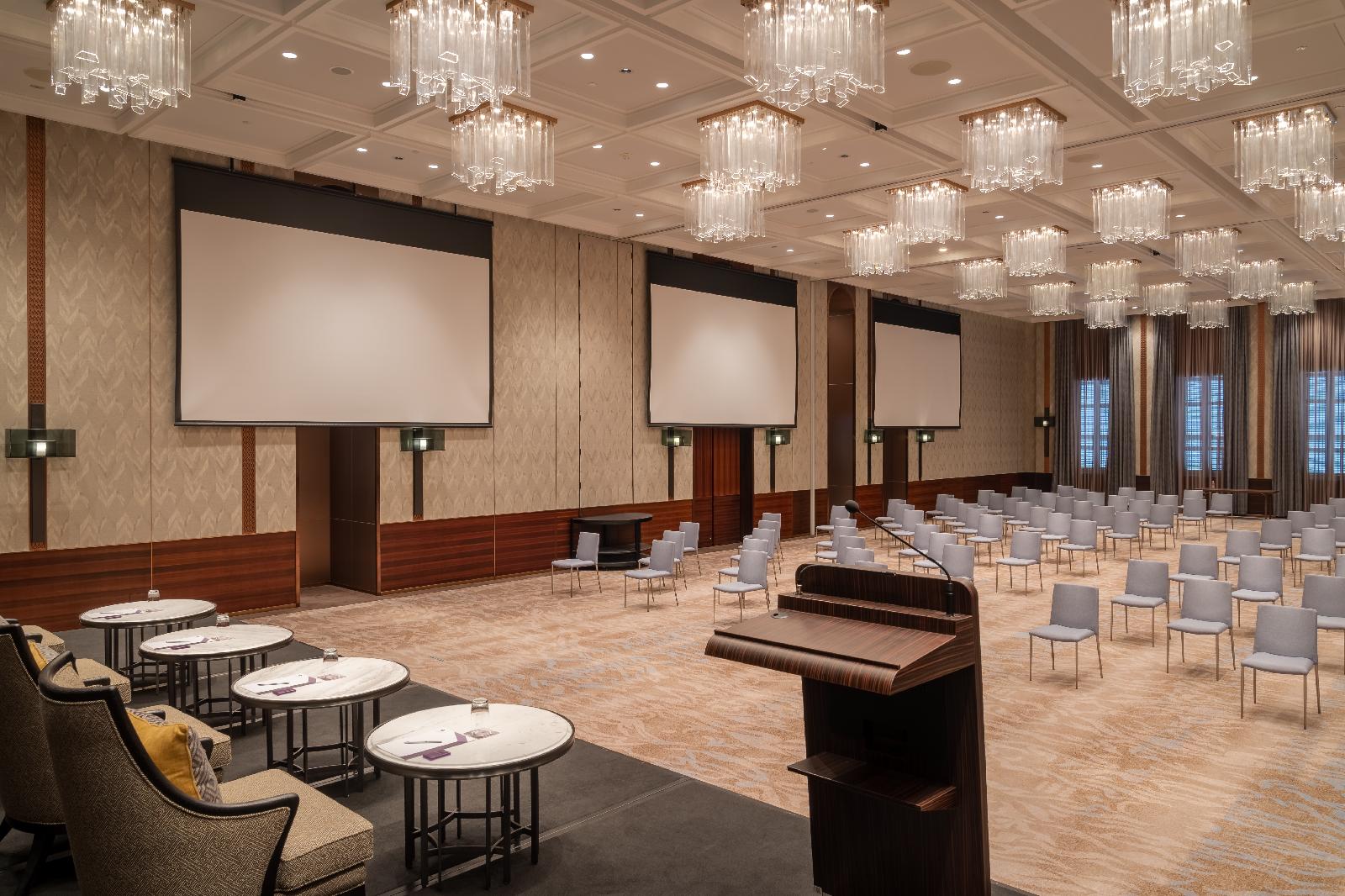 Hyatt Regency Phnom Penh