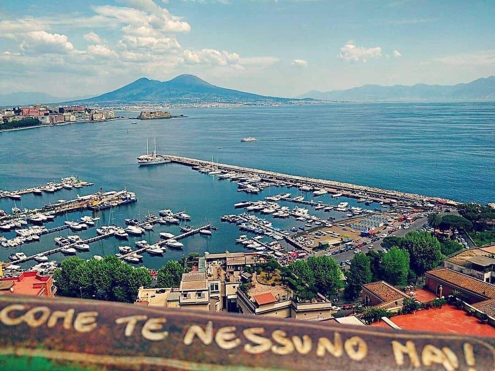 Suite Napoli Riviera