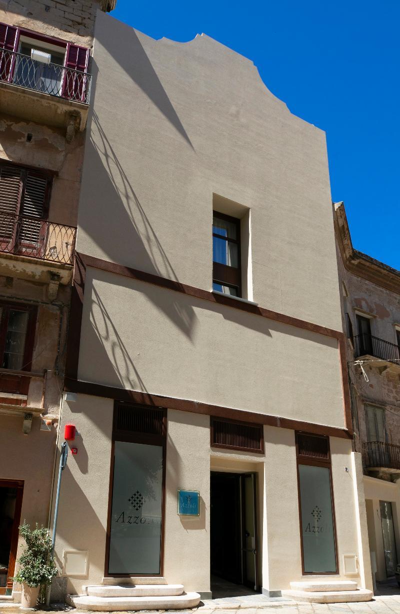 Azzoli Apartments & Skypool