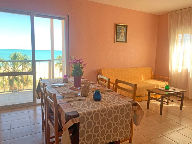 Apartamentos Papa Luna Primera Línea 3000