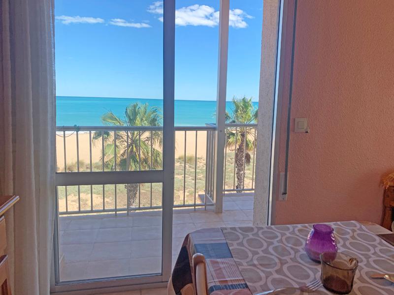 Apartamentos Papa Luna Primera Línea 3000