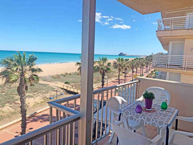 Apartamentos Papa Luna Primera Línea 3000