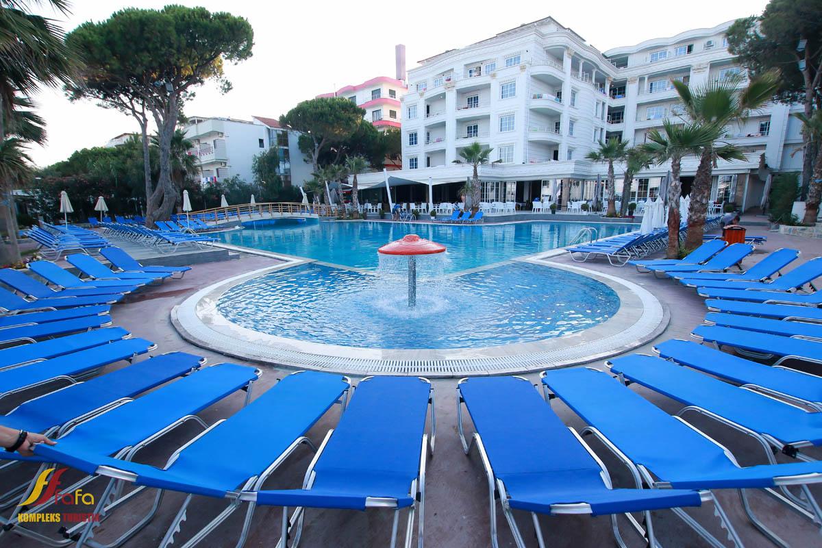 Grand Blue Fafa Resort