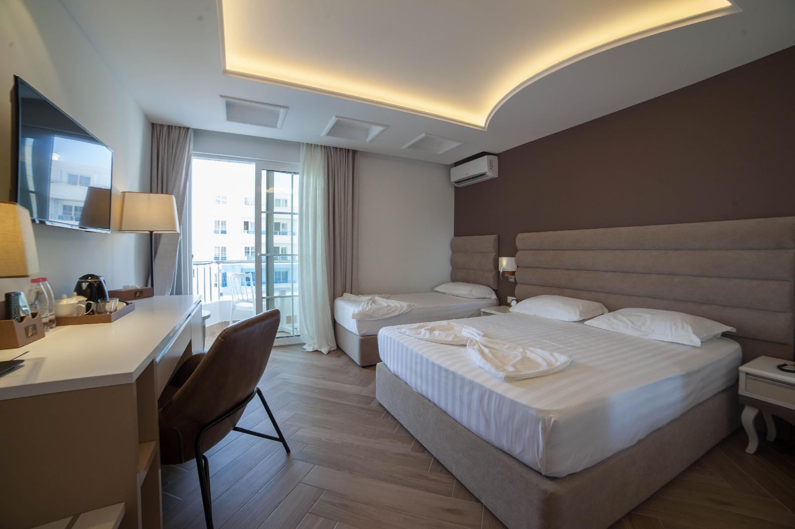Grand Blue Fafa Resort