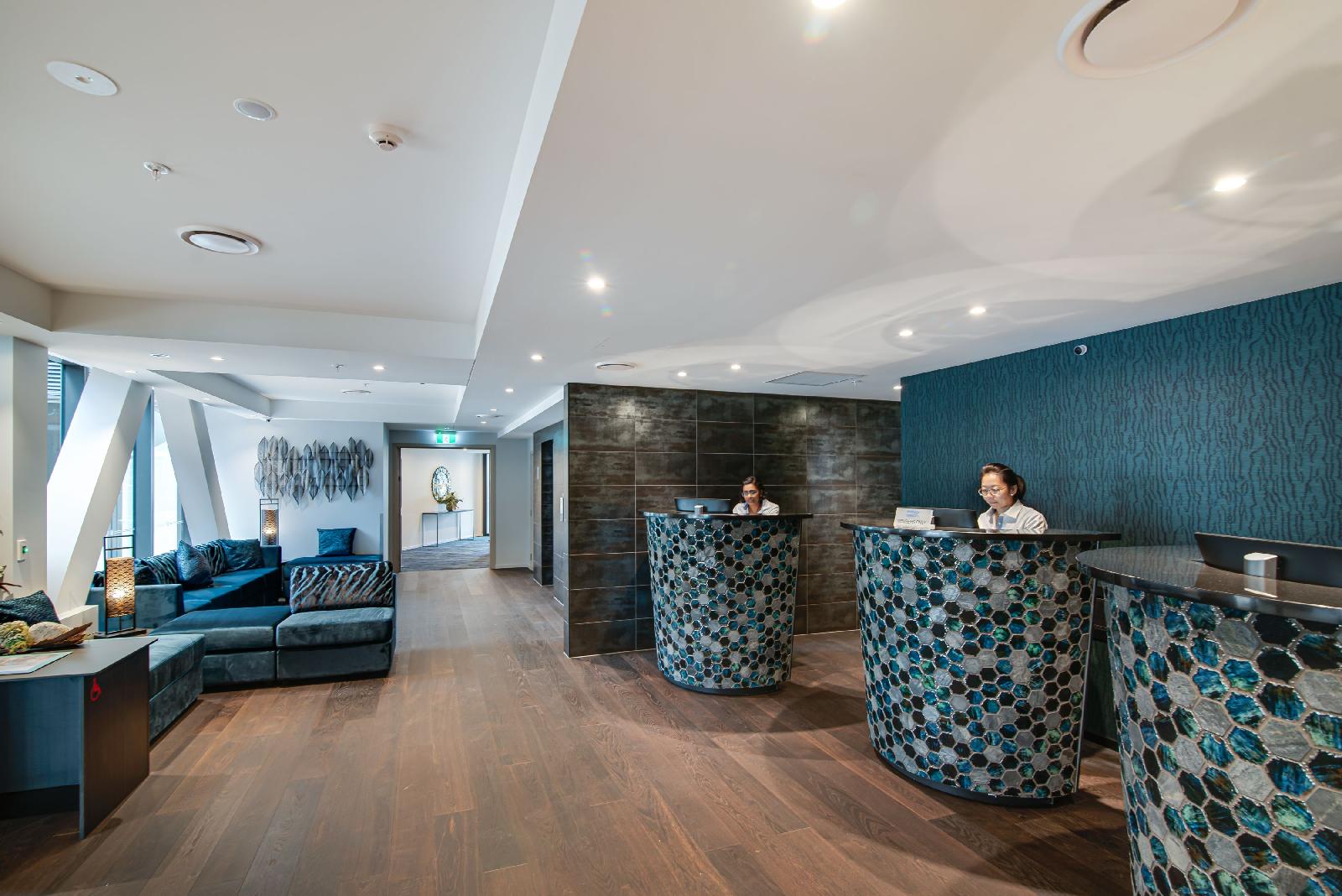 Ramada Suites By Wyndham Queenstown Central