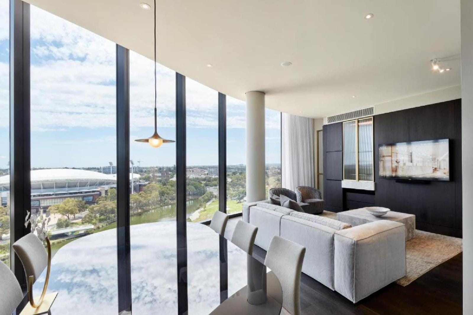Eos by SkyCity