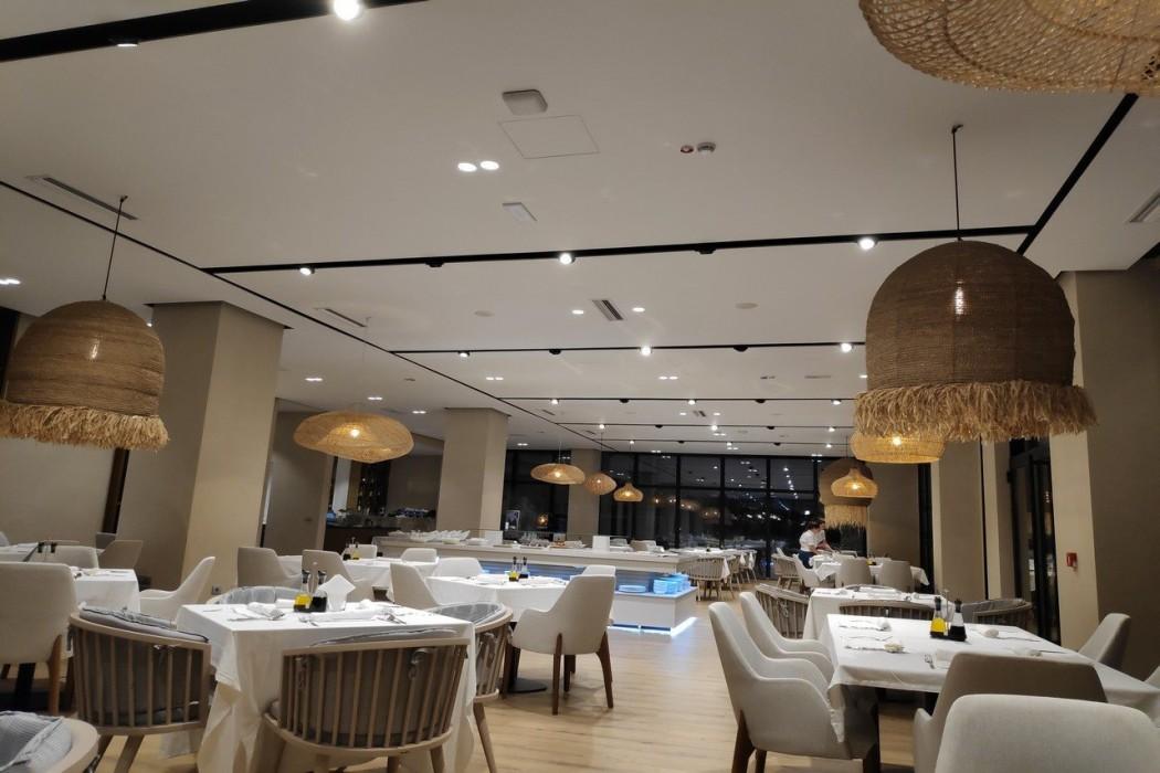 Supreme Hotel & Spa
