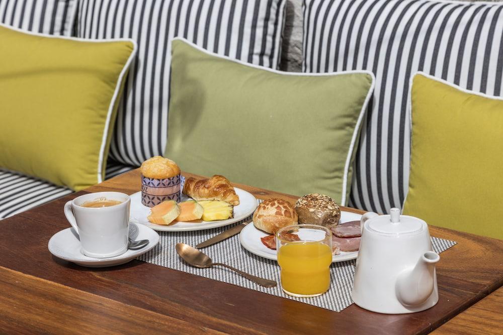 Hotel Pur Oporto Boutique Hotel by actahotels