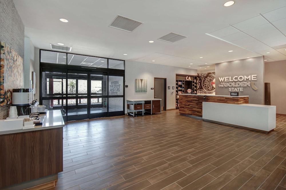 Hampton Inn & Suites Sunnyvale Silicon Valley